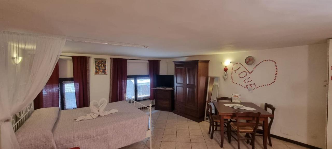 Monolocale In Via Pedonale Apartment Saint-Vincent Exterior photo